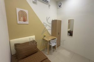 C-01-03 (Room E) (4)